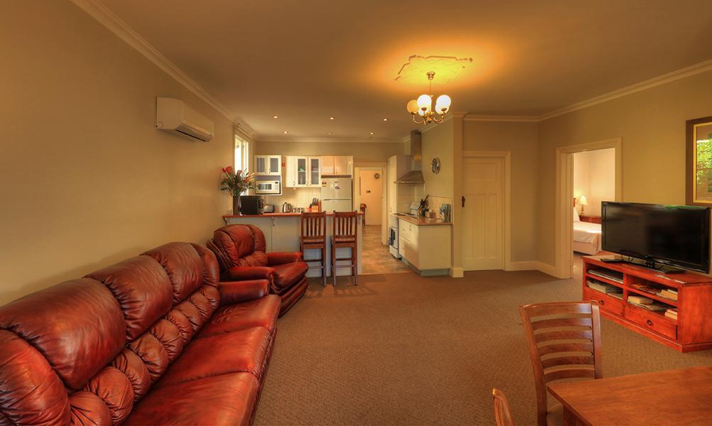 Grace'S Spa Cottage Smithton Exterior photo